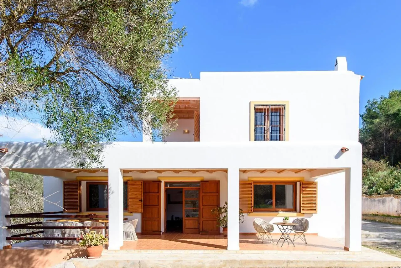7 Bedroom Villa With Pool - 5Mins Walk To Cala Llonga Beach - Can Ramon 0*, Cala Llonga (Ibiza) Spain