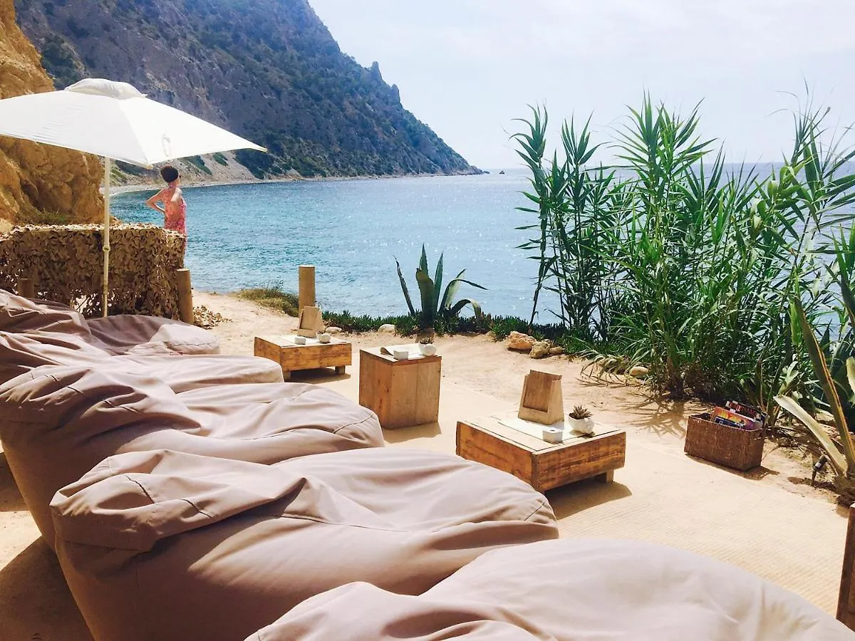 7 Bedroom Villa With Pool - 5Mins Walk To Cala Llonga Beach - Can Ramon